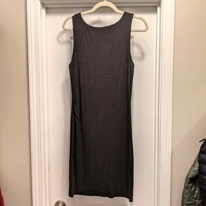 Athleta body con dress
